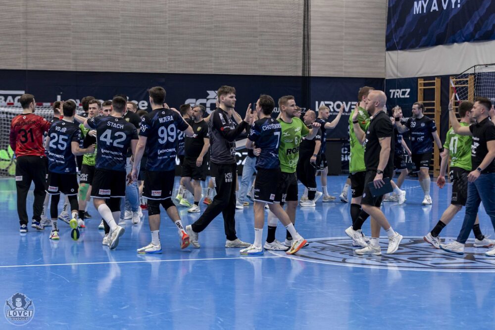 Čtvrtfinálová série srovnána, rozhodne se v Zubří!