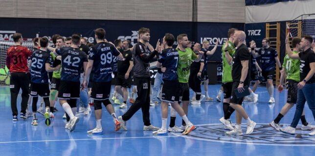 Čtvrtfinálová série srovnána, rozhodne se v Zubří!